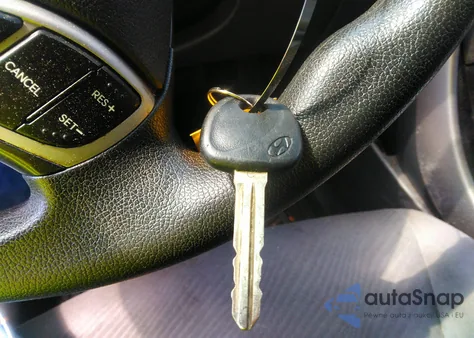 2012 Hyundai Elantra Gls (Ulsan Plant) z USA, uszkodzony, nr VIN KMHDH4AE0CU362656